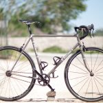 Un Raleigh vintage transformé en fixie longue distance