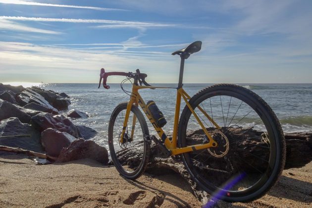 Trois vélos de gravel en test sur le Roc d'Azur