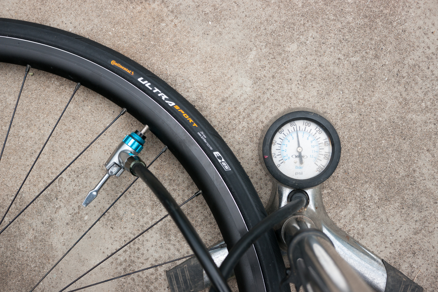 road cycling tyre tire Continental UltraSport III 3 presure inflate