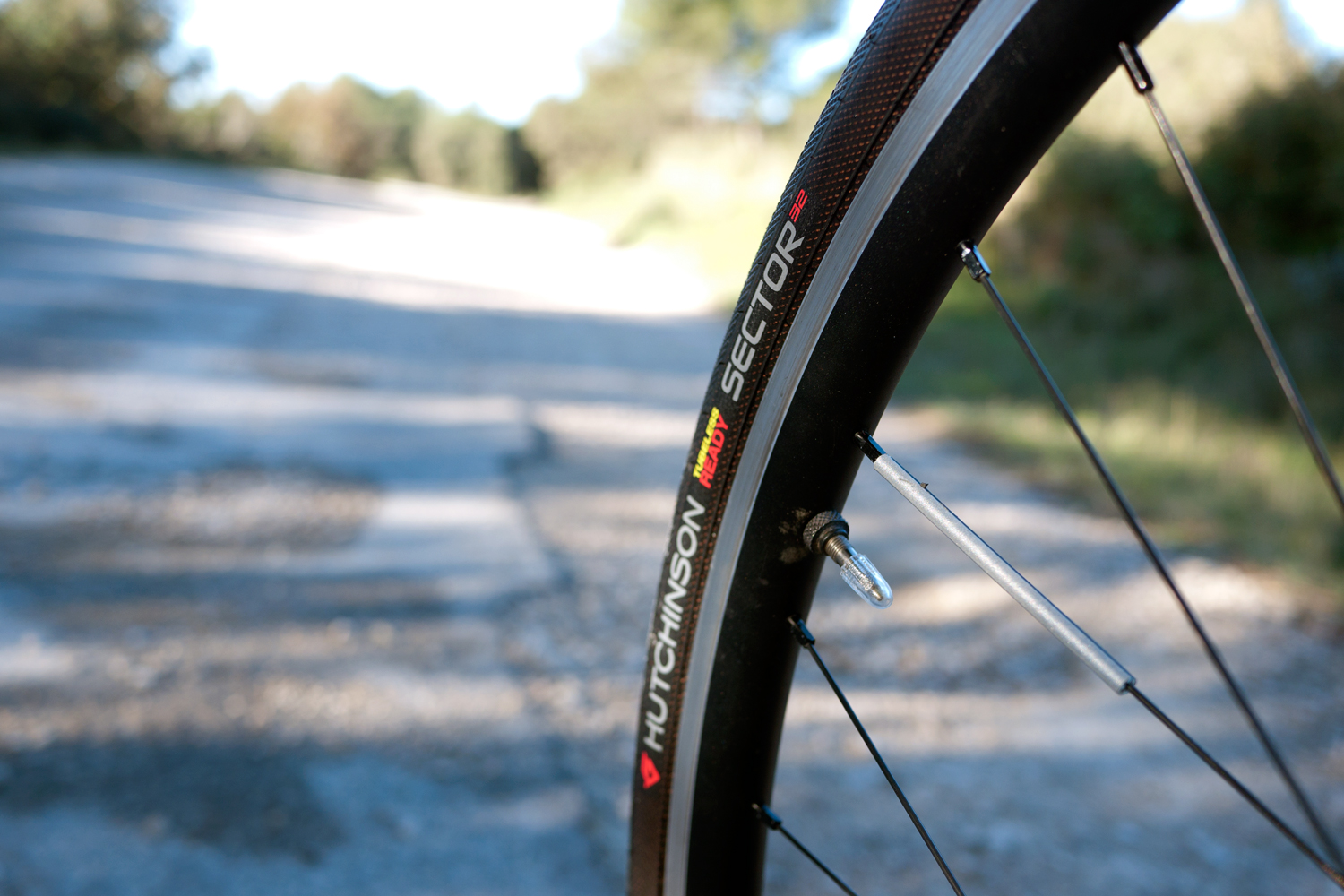 Hutchinson Sector tyre 700X32c gravel long distance all around allroad cycling