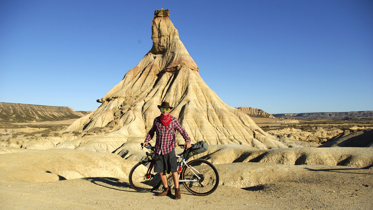 Desertus Bikus enduroad ultra cycling event gravel road spain desert