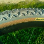 ULTRADYNAMICO Rosé Race : le pneu Gravel des fétichistes