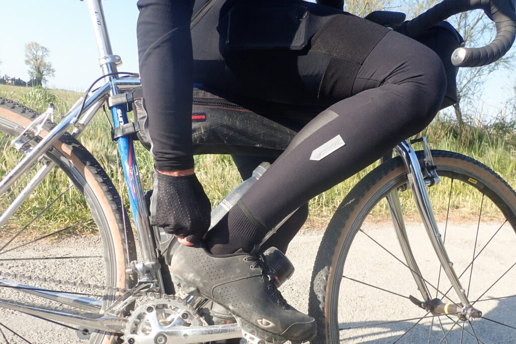 Q36.5 cycling pants apparel