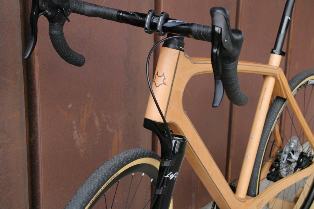 Cadre de vélo en bois