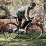 Chaussures gravel Café du Cycliste Outlands : Paysages contrastés Café du Cycliste Outlands gravel shoes