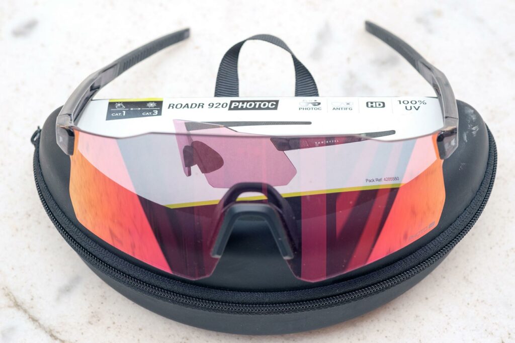 Les lunettes photochromiques Decathlon Roadr 920 