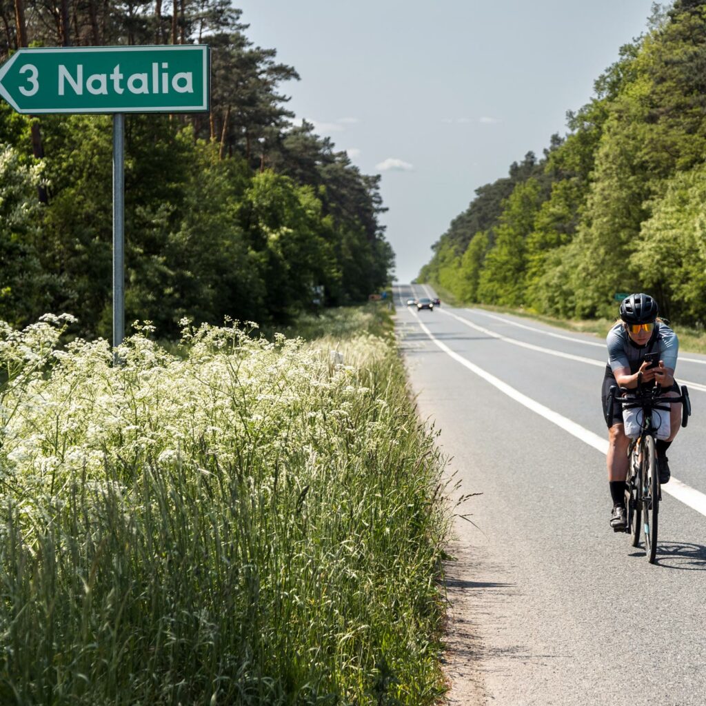 Stream La traversée de l'Europe de Nathalie Baillon by bikecafe