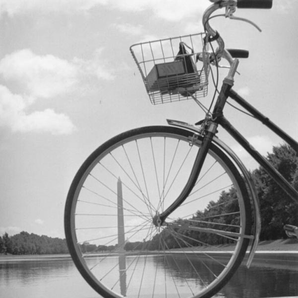 Ruth Orkin : Bike Trip, USA, 1939