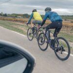 Prendre la route et veiller sur ses arrières avec Garmin Varia Reportage sur le Garmin Varia
