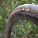 Hutchinson remanie sa gamme de pneus route-endurance