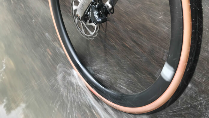 Schwalbe Pro One TLE 700X32 endurance road tyre tire