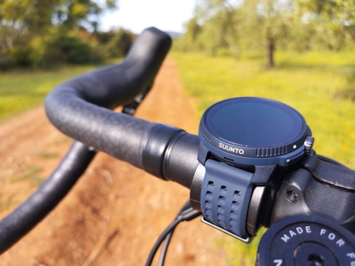 SUUNTO RACE