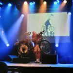 L’été des festivals à vélo – épisode 1 : JOUBe, le musicien qui roule sur son instrument JOUBe