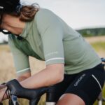 Du nouveau chez Origine : une ligne textile route et longue distance et des sacoches de bikepacking tenue textile vélo femme longue distance