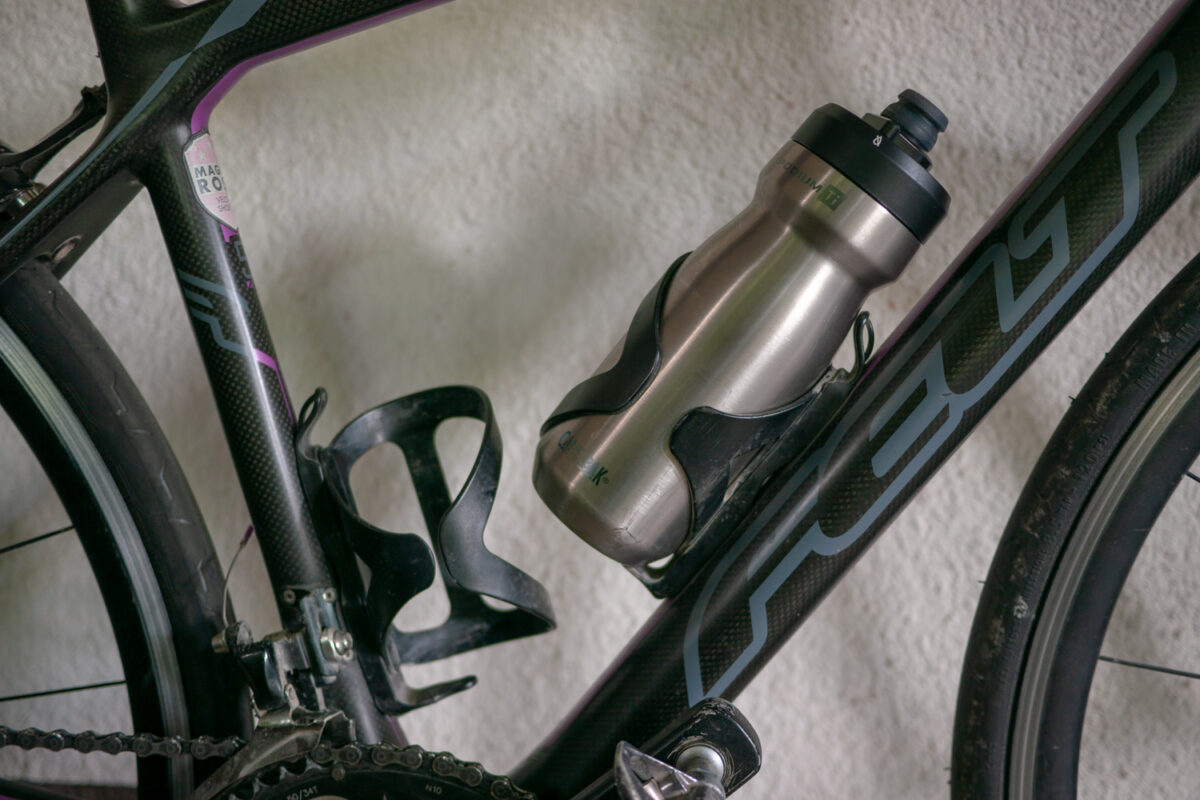 Camelbak Podium Ti Titanium bike water bottle fitting