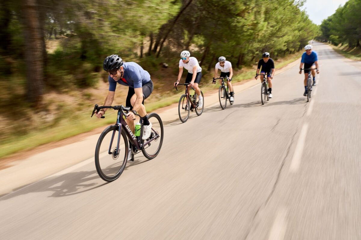 Vélo de route électrique Giant Defy Advanced E+ Elite