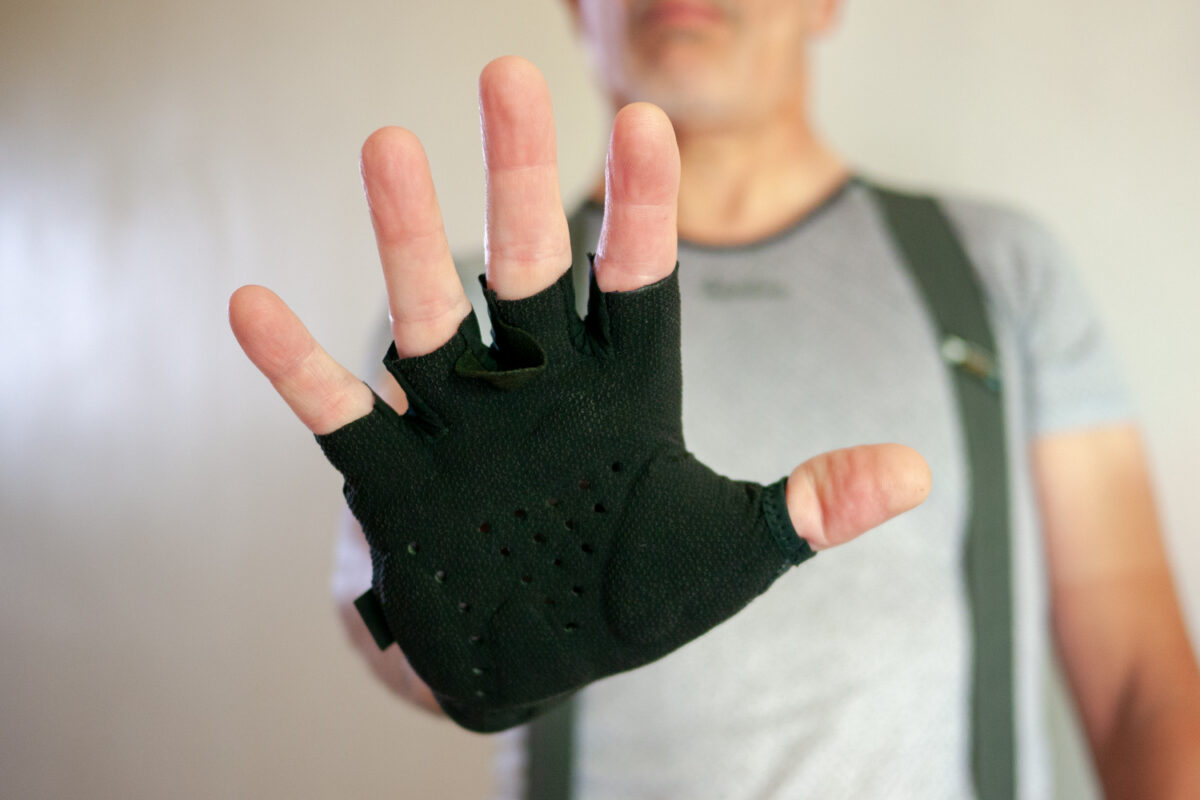 Siroko SRX mits cycling Elastic Interface 3D palm Technology inside