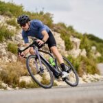 Giant et Liv dévoilent deux nouveaux vélos de route électriques prometteurs Un gros potentiel pour ce nouveau vélo de route électrique Giant Defy Advanced E+ Elite