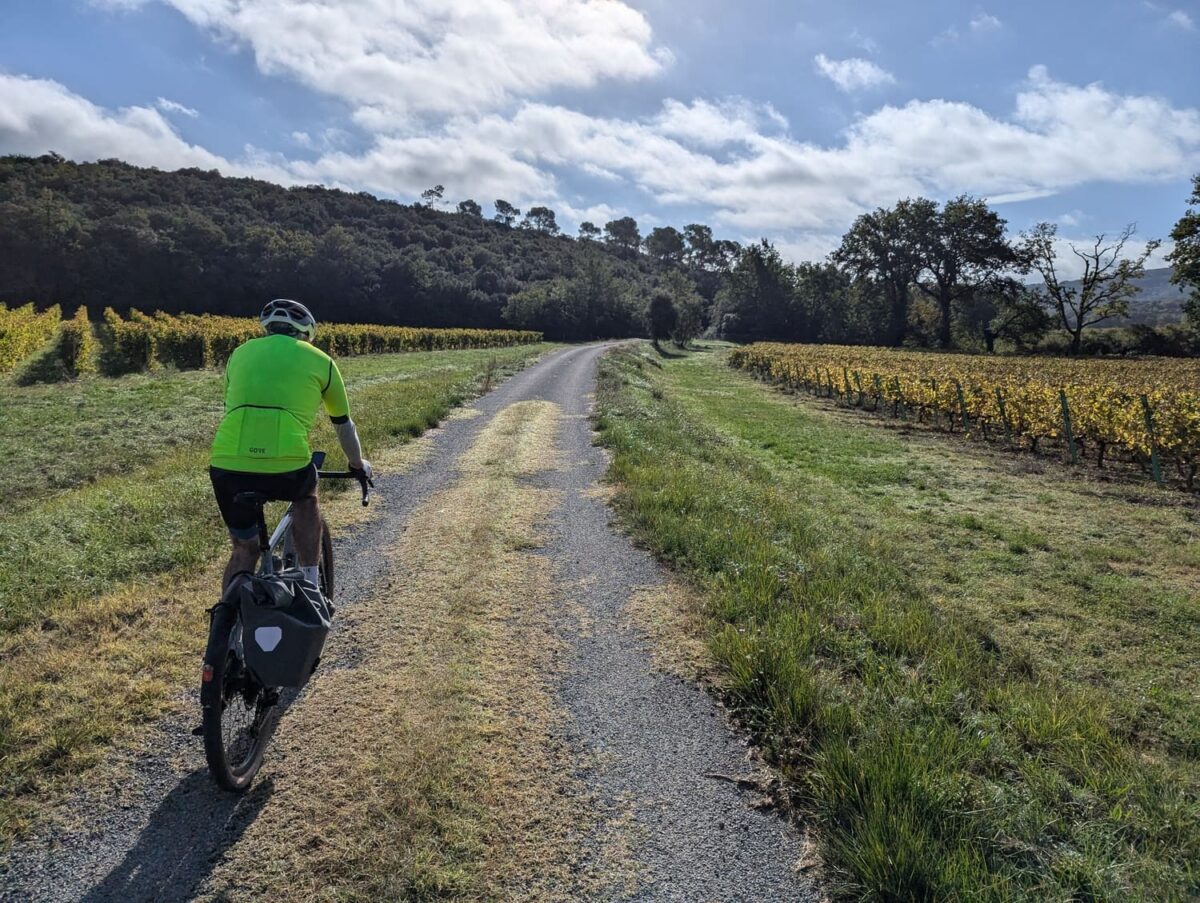 Moustache Dimanche Gravel 4 dans les vignobles