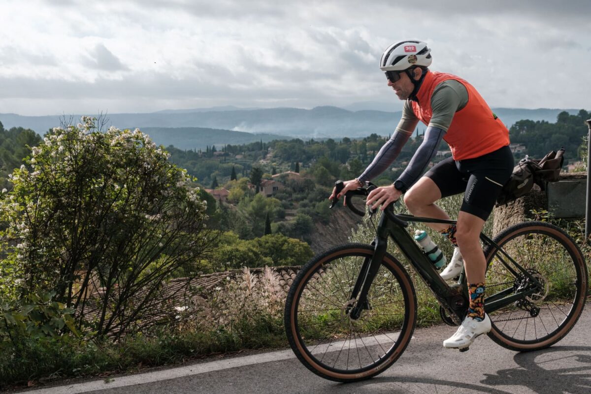 Gravel électrique sportif Moustache