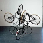 Comme un lundi : pédaler, penser… et vivre Gabriel Orozco - Four Bicycles (There is Always One Direction) - 1994 MoMA