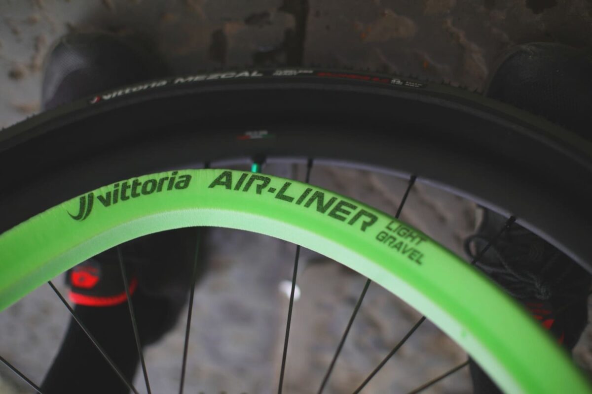 Vittoria gravel inserts mousse