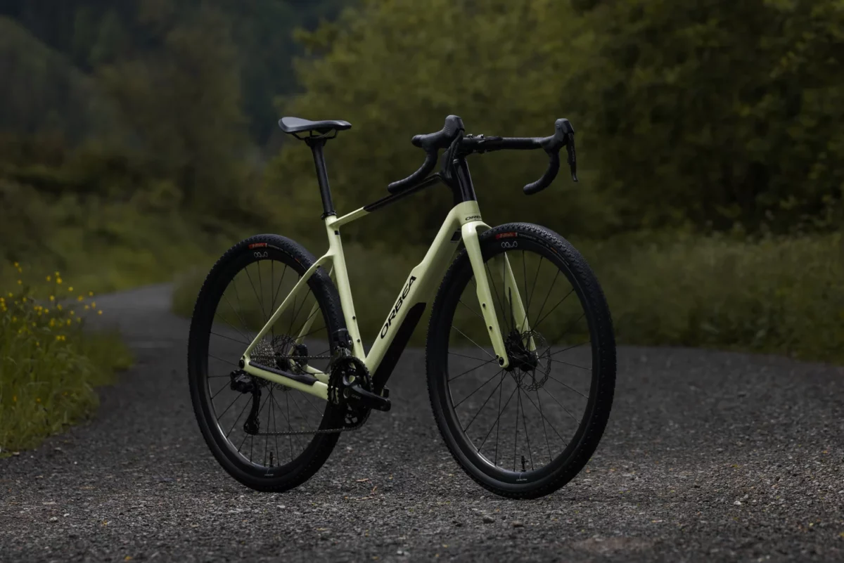 Nouvel Orbea Terra gravel en carbone