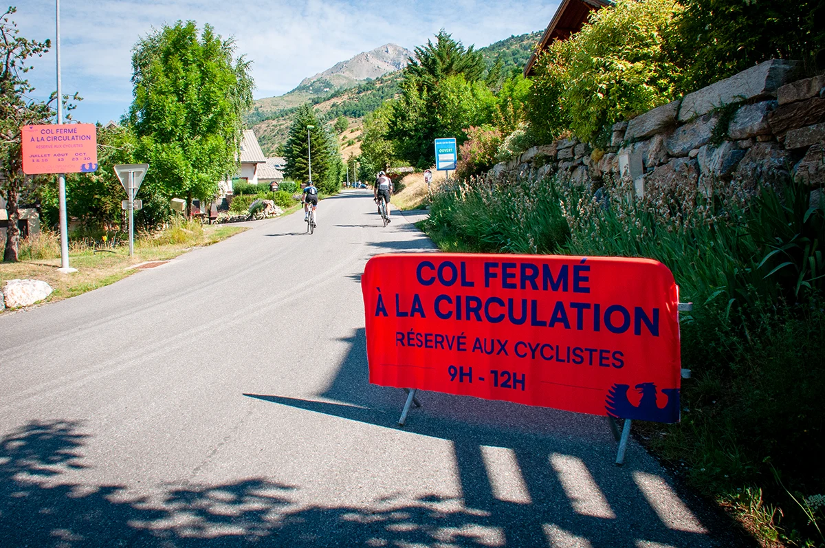 cols fermé à la circulation