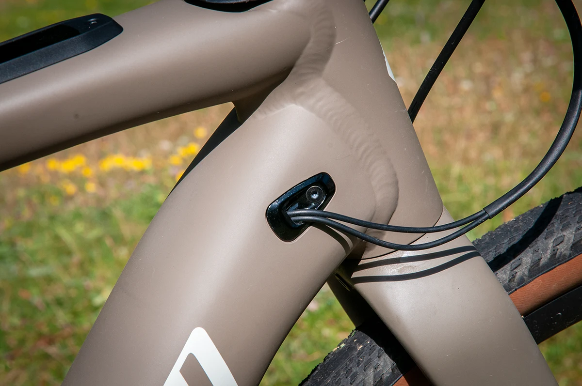 Specialized Turbo Creo 2 Comp E5 - L'intégration des commandes déportées