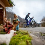 Boue et vin chaud : une randonnée de Noël à vélo randonnée de Noël