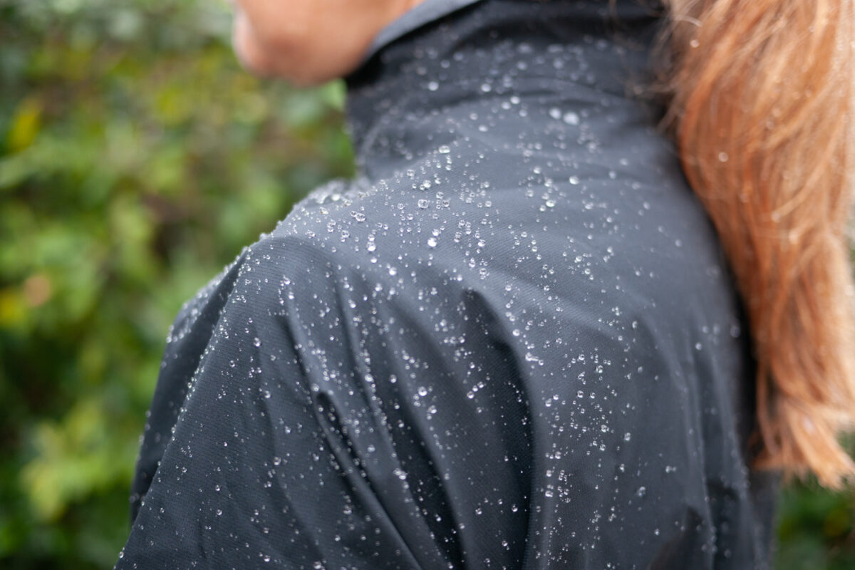 Gorewear winter women cycling kit spinshift jacket ranny day