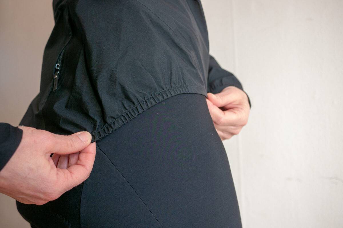 Gorewear winter women cycling kit jacket side cut