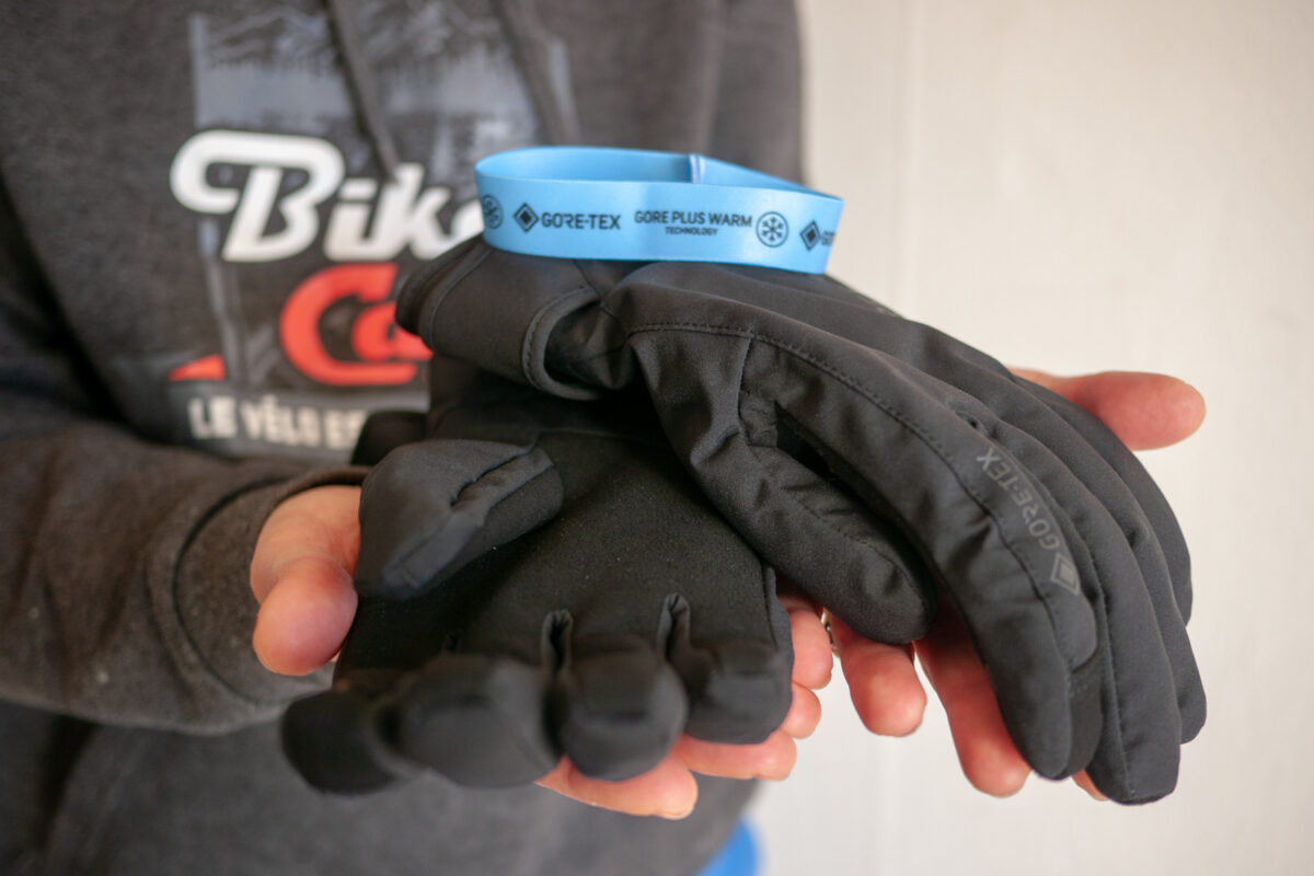 Gorewear winter women cycling kit Gore tex gloves