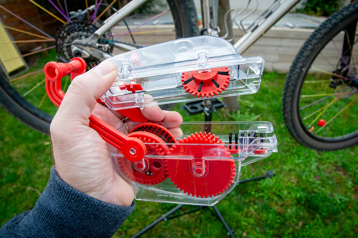 Weldtite Chain Cleaning Machine