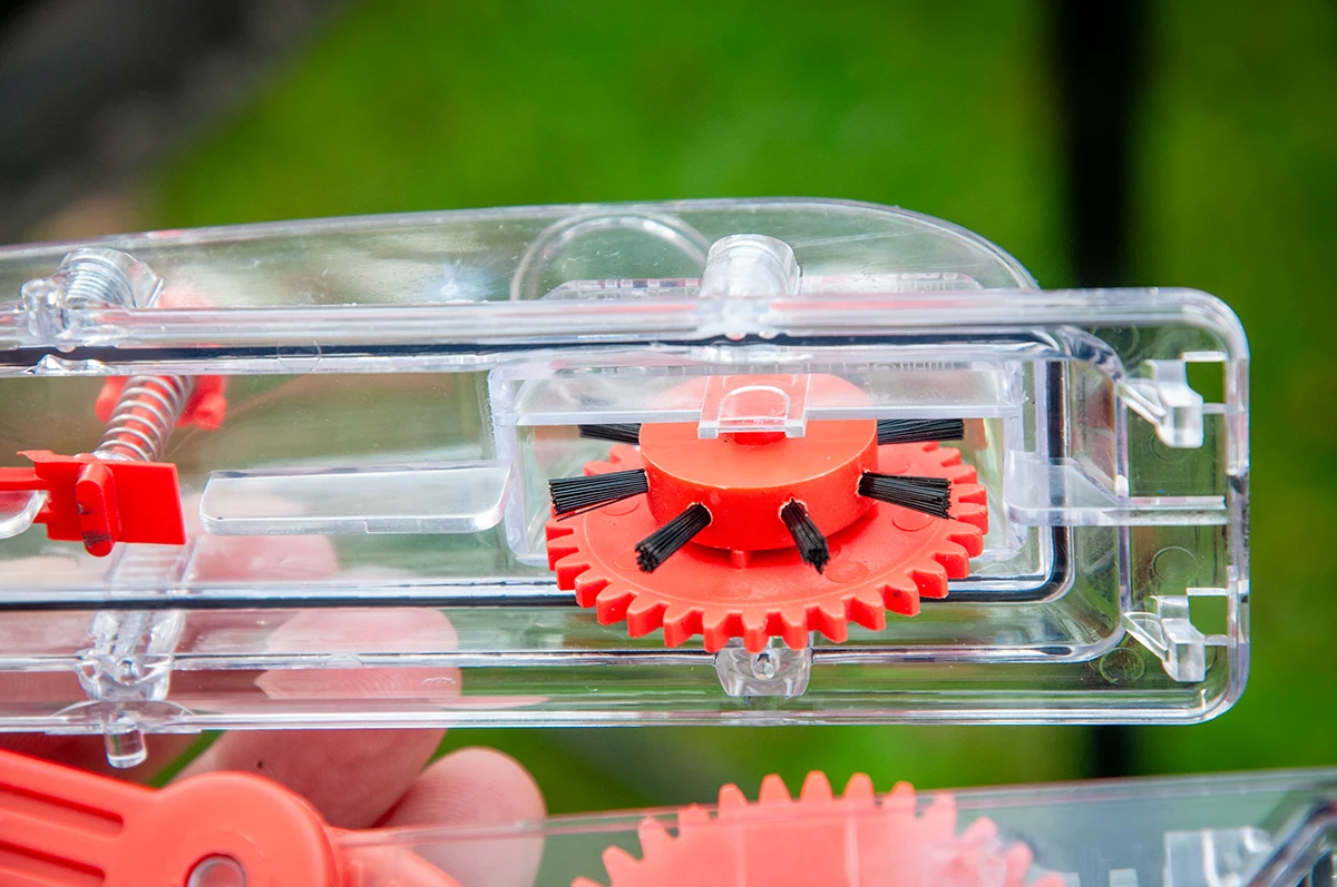 test de la Weldtite Chain Cleaning Machine