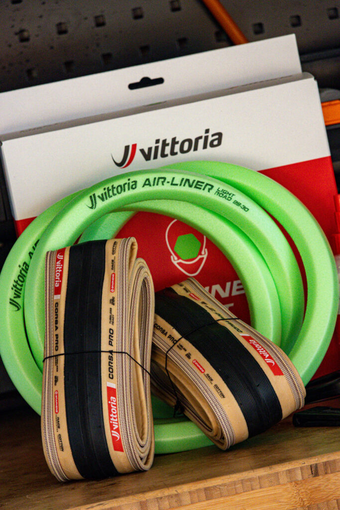 Vittoria Air-Liner Light Road