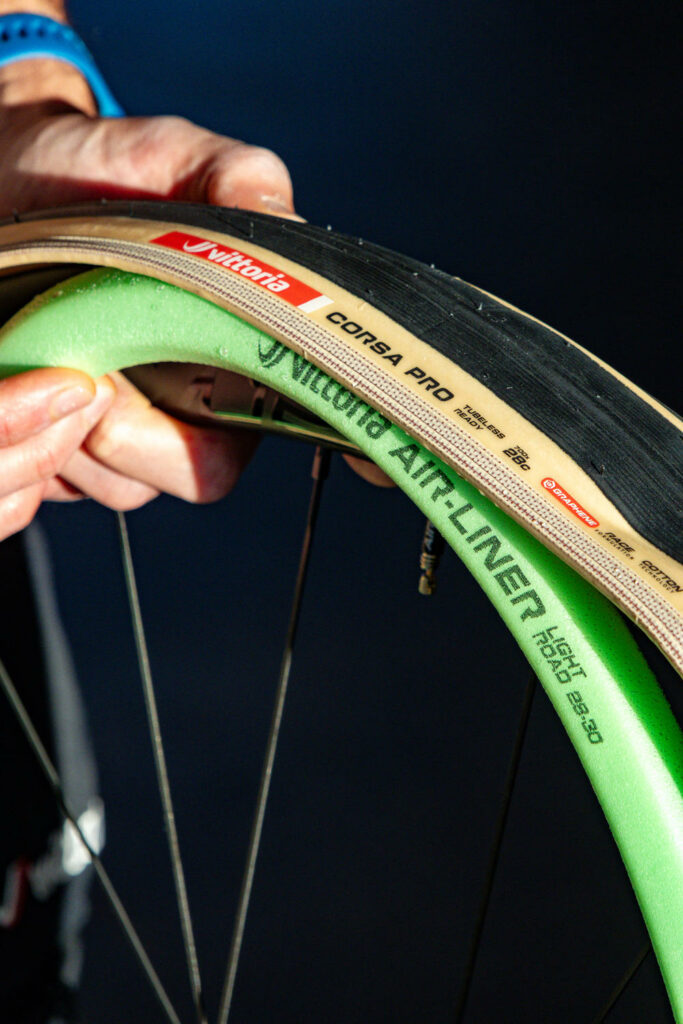 Vittoria Air-Liner Light Road