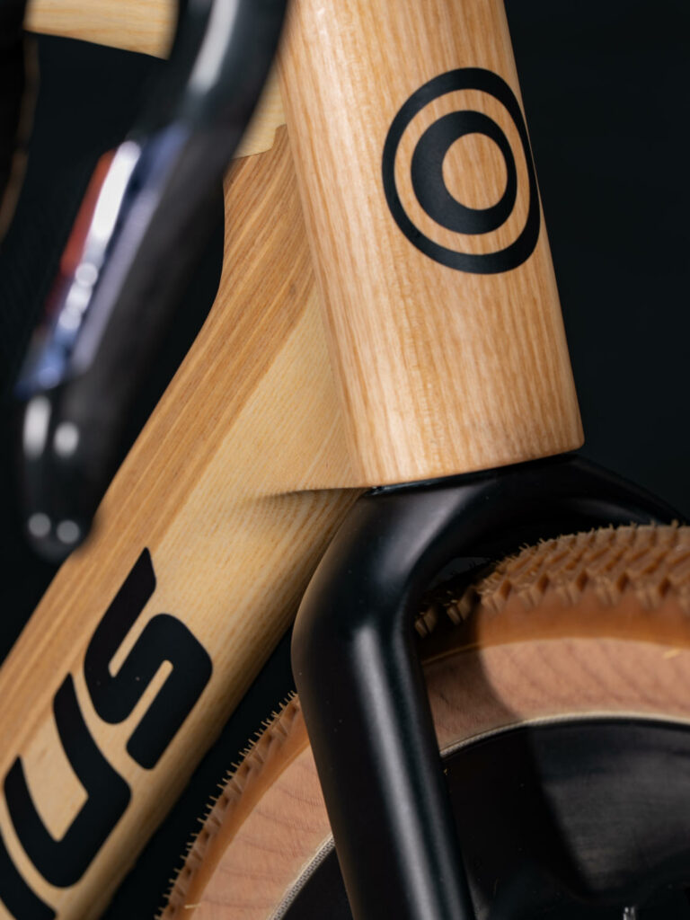 Vélos en bois