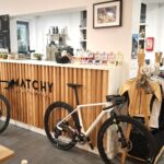 Prendre un café au Matchy Cyclist Clubhouse