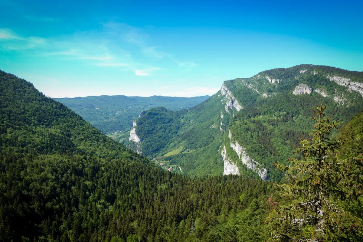Le Vercors, un massif façonné pour l'aventure à vélo
