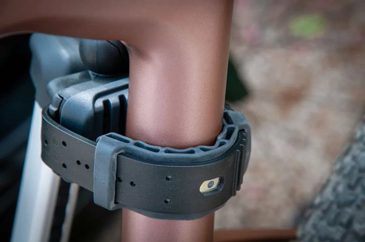 Charger les vélos sur le porte-vélos Thule Epos