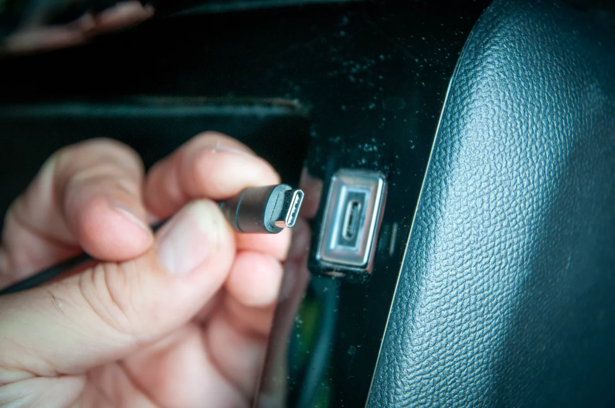 Fiche USB-C Thule Epos ParkSecure