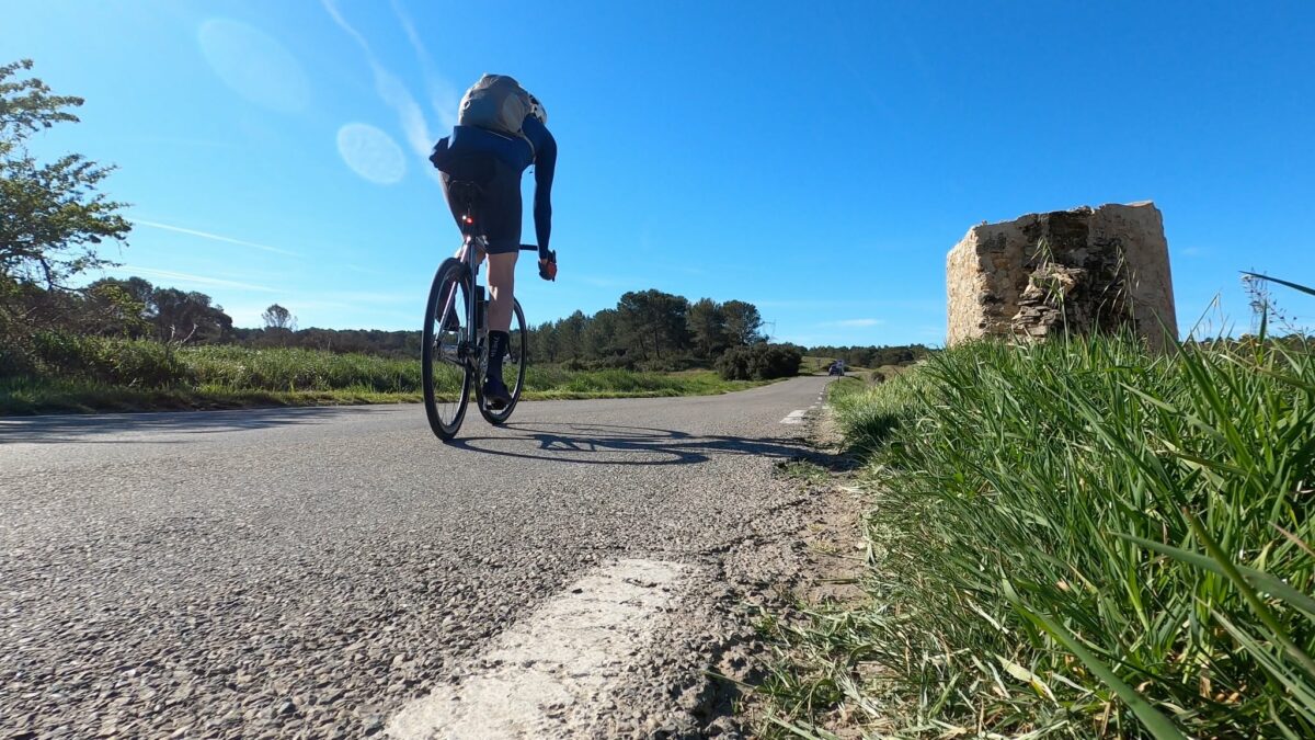 Coller à la route